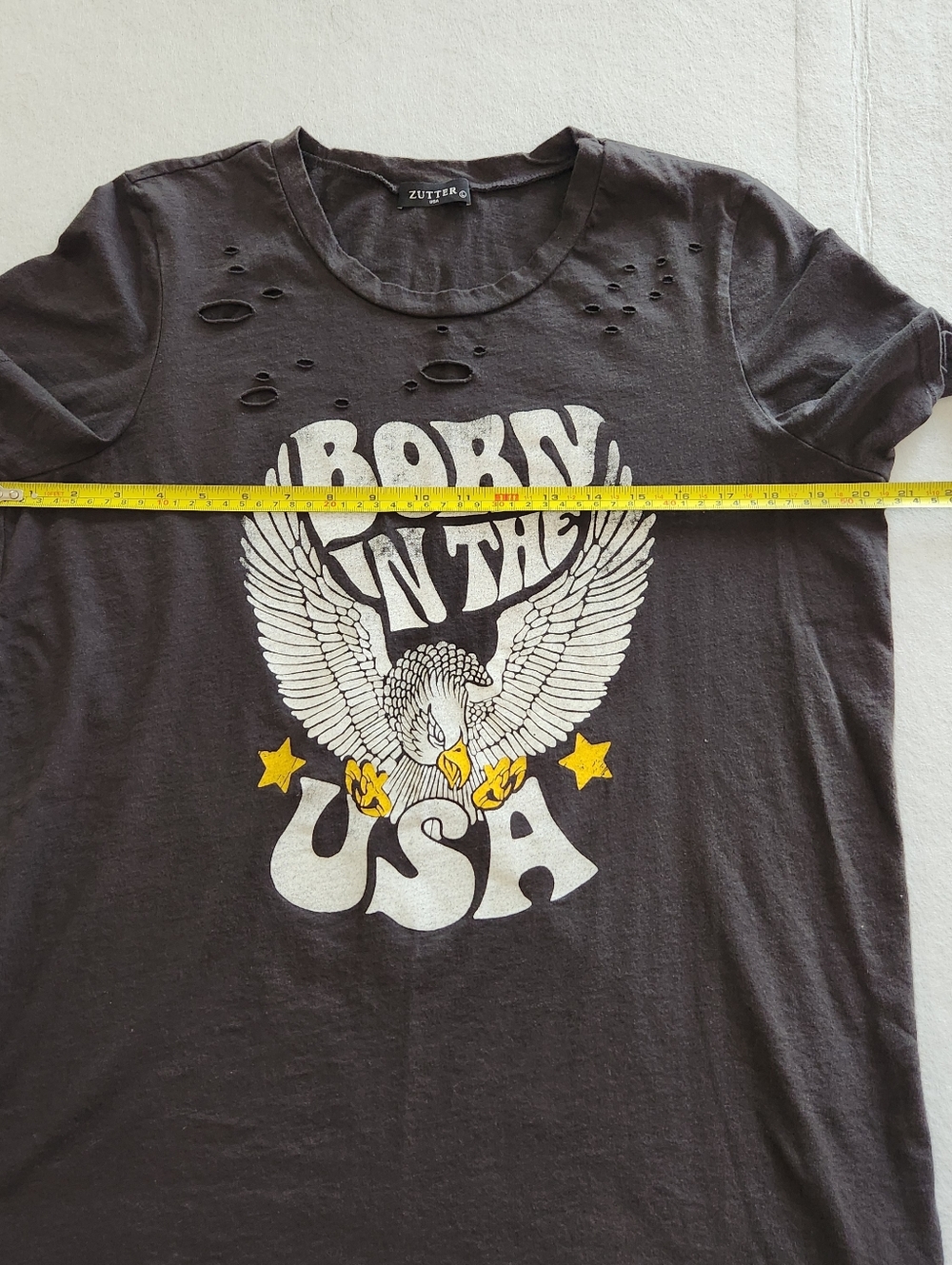 Zutter USA Black Born In The USA Distressed Tee - Classic Crew Neck Size Large - Picture 8 of 9